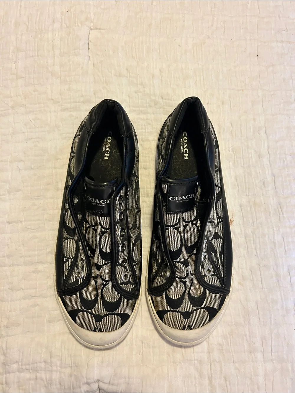 Coach Signature Slip-On Sneakers Size 8.5 Black Canvas Logo Shoes Women’s